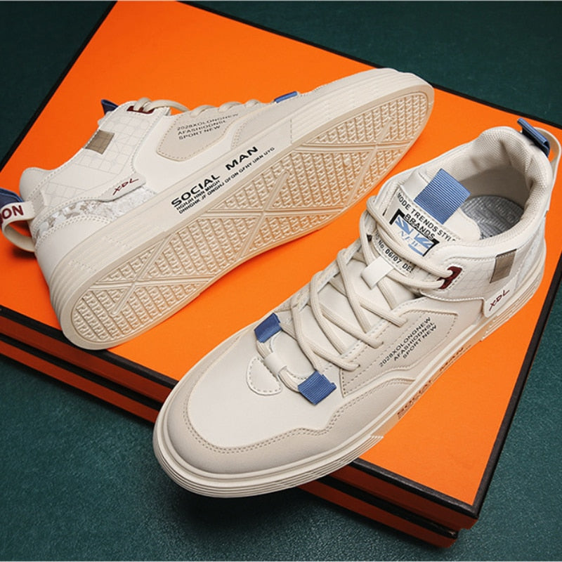 Tênis Masculino Casual Cano Alto em Couro Sintético